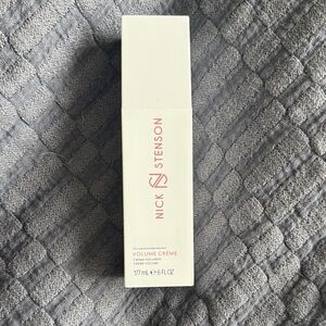 Volume Crème - White